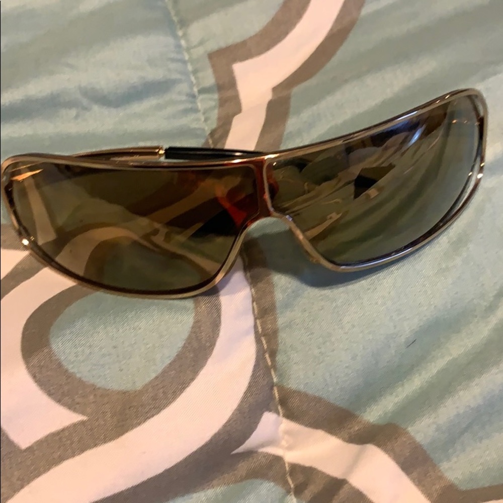 Gucci Shades